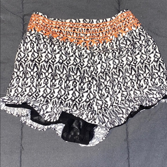 Pattern shorts - Picture 2 of 5